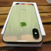 IPHONE XS 256GB GOLD FACTORY UNLOCK MAKINIS 100% BATTHEALTH COMPLETE PACKAGE w/