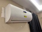 Midea celest 1hp split type inverter 1 year used only