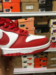 SB DUNK UNIV RED