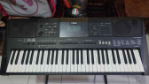 Keyboard YAMAHA PSR- E453