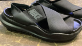 NIKE SANDALS