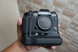 Fujifilm XT2 with Fuji Battery Grip and Lens (3k SC Only)