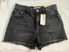 TERRANOVA TATTERED HIGHWAISTED MOM SHORTS