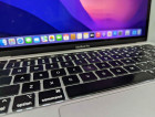 MacBook pro 2022 M2