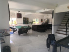 Luxury house with swimming pool lapu-lapu city.