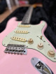 Fender Japan in Shell Pink