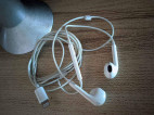 Apple earphone Lightning