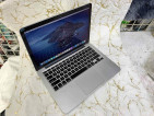 MacBook Pro Retina 13-inch 2015 8GB RAM 512 SSD Complete With Box