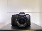 Fujifilm X-T100 Mirrorless Camera with XC15-45mm kitlens