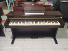 Piano roland digital electric piano