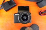 Canon eos M100 MIRRORLESS VLOGGING CAMERA