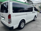 2009 Toyota hiace commuter