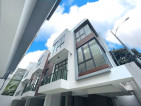 Soothing Sleek Townhouse For Sale In Quezon City