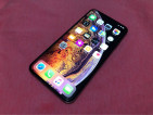 Iphone Xs factory unlocked complete