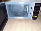 Microwave oven