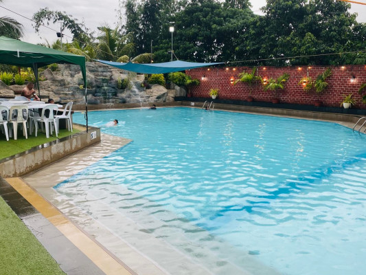 Tanglad Valencia At Bamboo Springs Park ₱300 @ Valencia City, Bukidnon ...