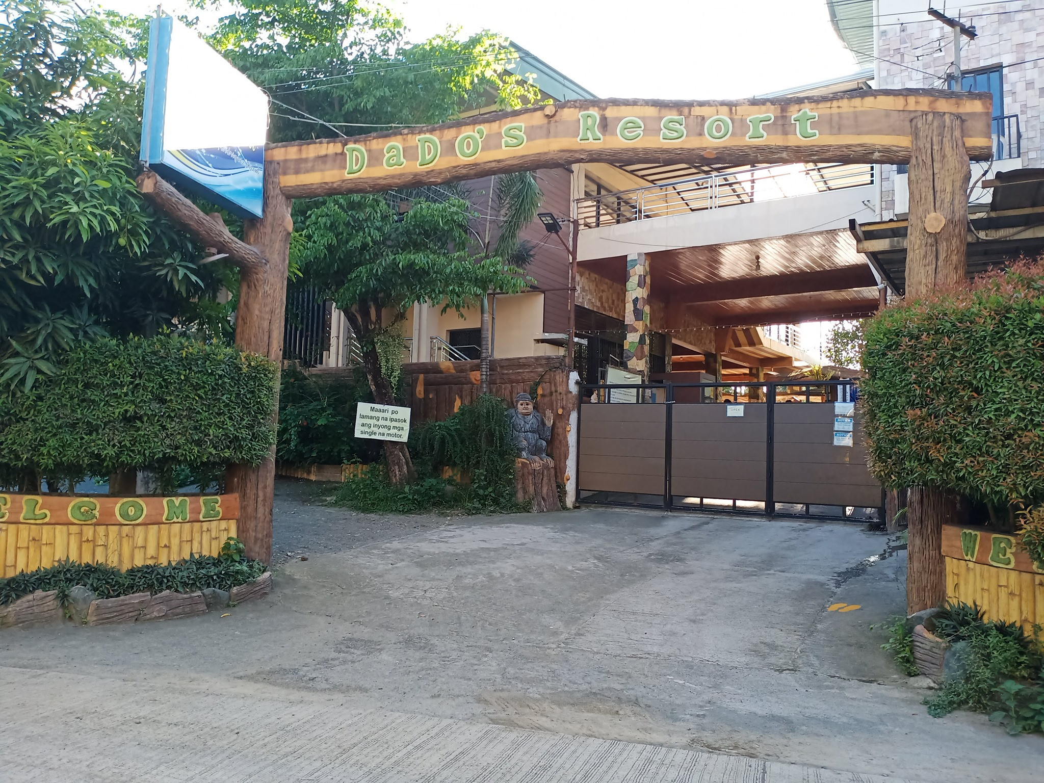 Dado's Resort - Montalban