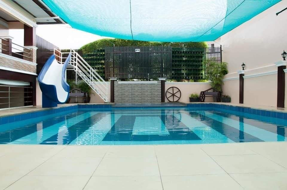 BEST AND MOST AFFORDABLE MODERN PRIVATE POOL RESORT in Pansol Laguna for RENT