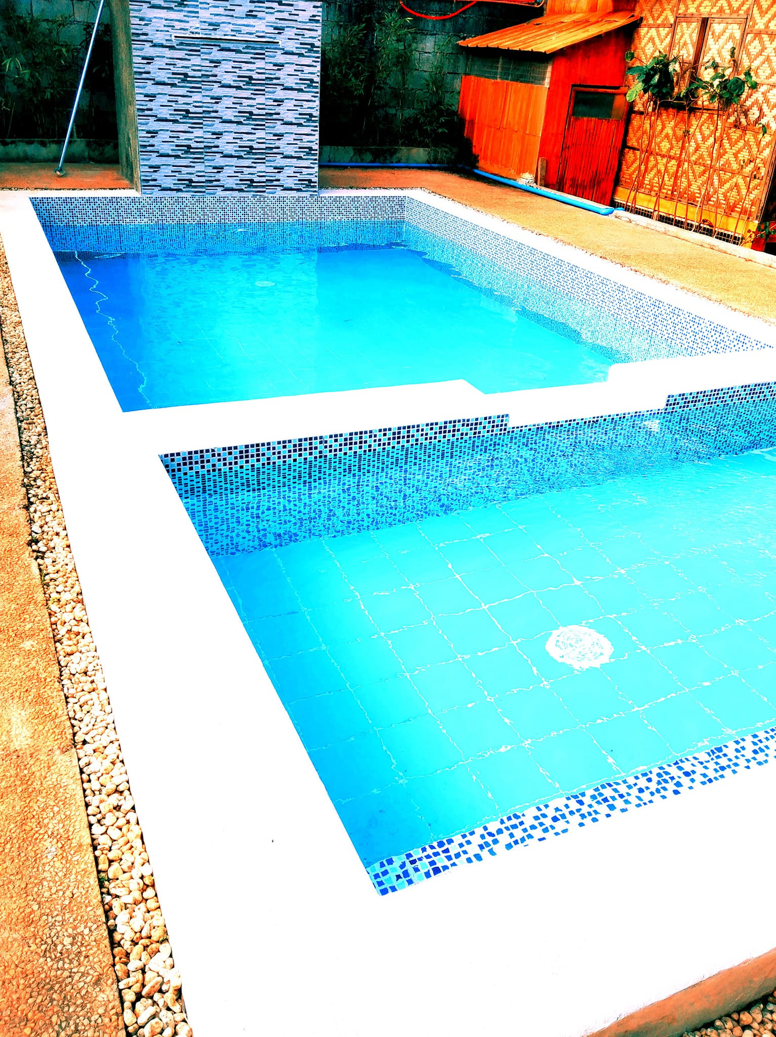 Balai Sawali Staycation Resort Amadeo