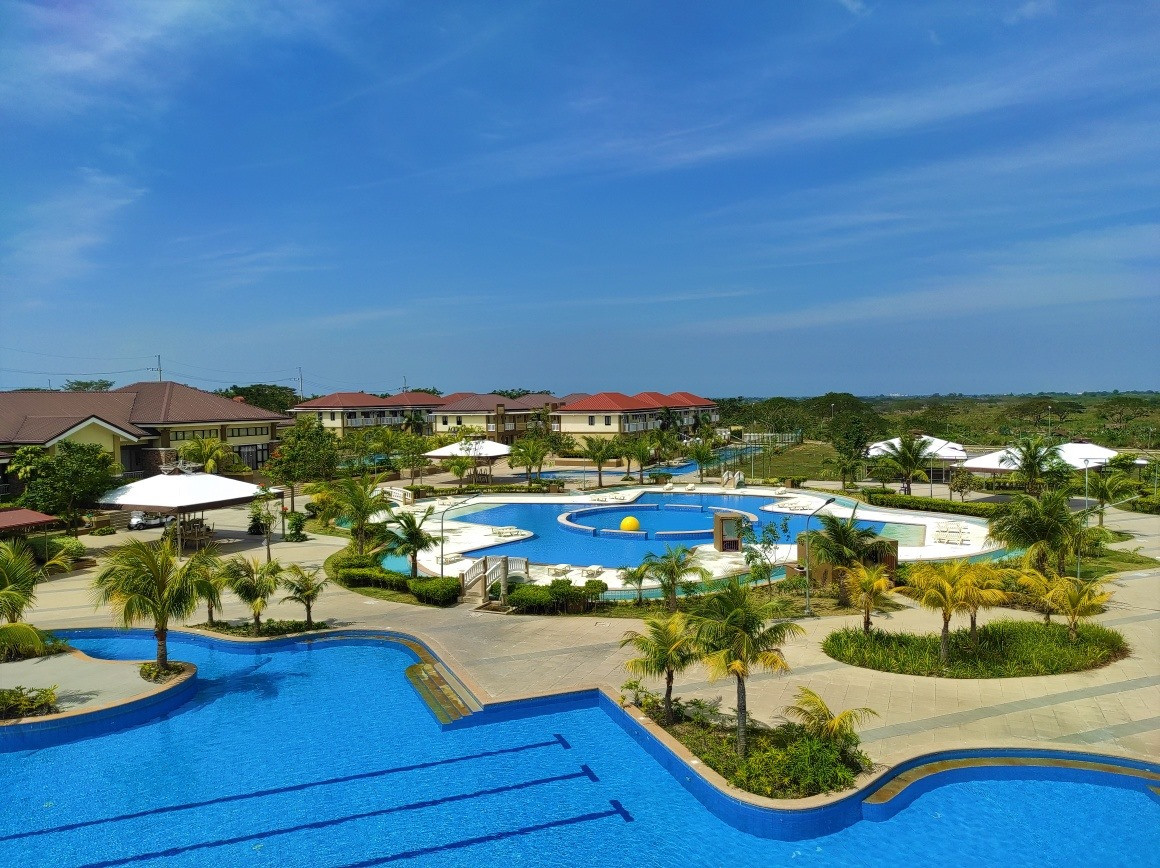 Aquamira Hotel & Resort