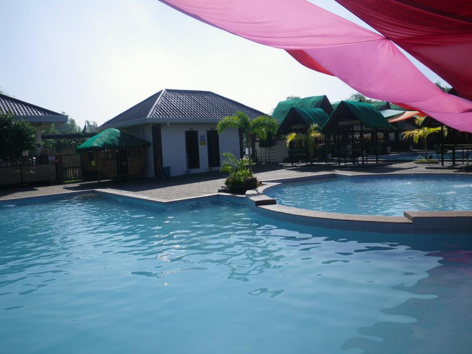 Villa Teresa Resort, Private Pools, Function Hall & Accommodations