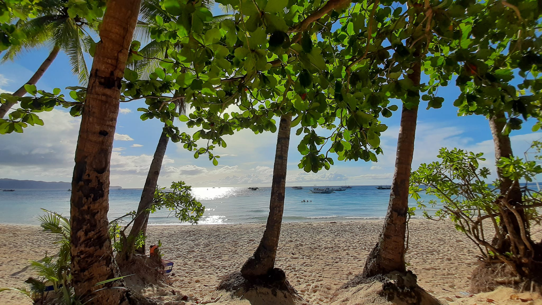 Cocoloco Boracay Beach Resor