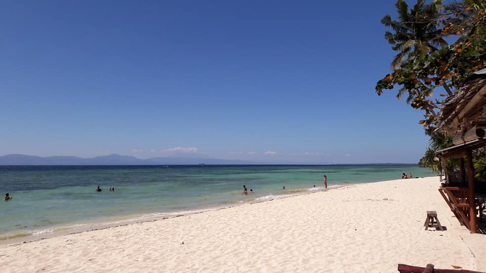 Badian Lambug Beach JDN Beachfront