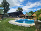 D'buders Farm & Resort