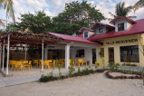 Villa Bienvenida Beach Resort