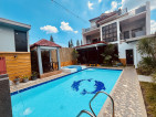 La Serina Place